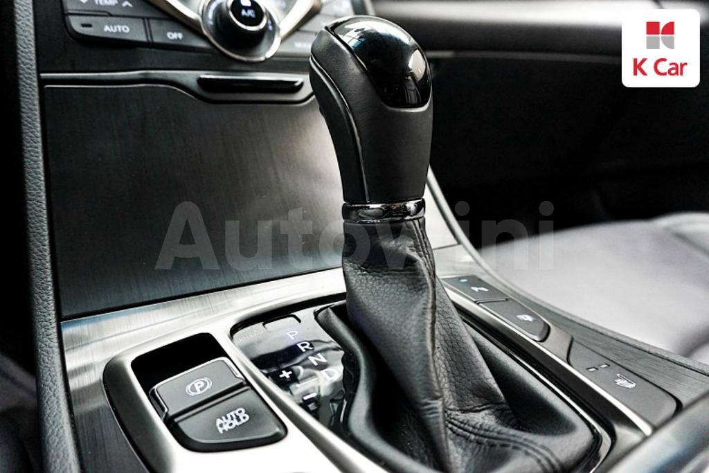 2015 HYUNDAI GRANDEUR HG AZERA PREMIUM - 16