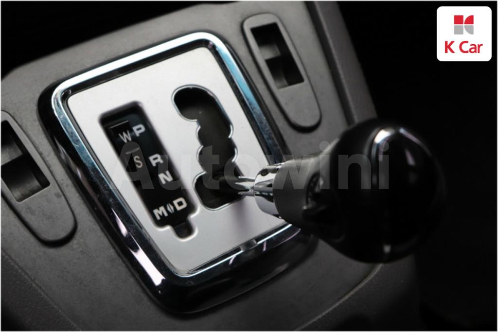 2016 SSANGYONG KORANDO TURISMO 4WD TX 11 SEATS - 10