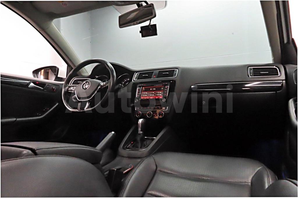 2015 VOLKSWAGEN  JETTA 2.0 TDI BLUE-MOTION PREMIUM - 17