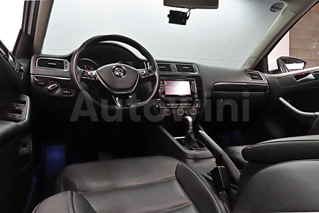 2015 VOLKSWAGEN  JETTA 2.0 TDI BLUE-MOTION PREMIUM - 28