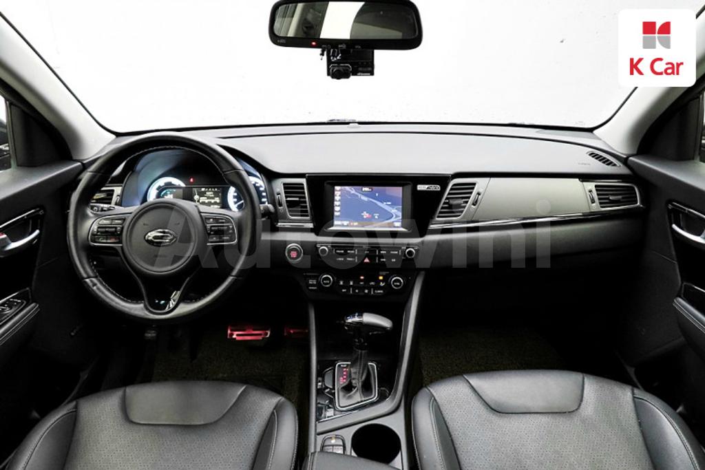2017 KIA NIRO PRESTIGE - 15