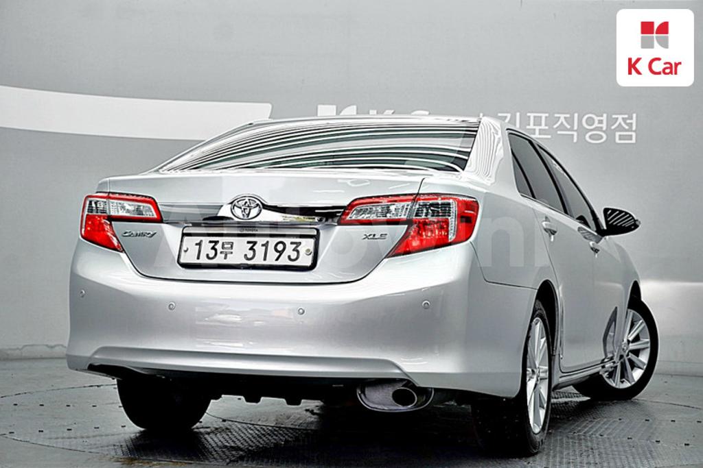 4T1BF1FK1EU752565 2014 TOYOTA  CAMRY 2.5 XLE-1