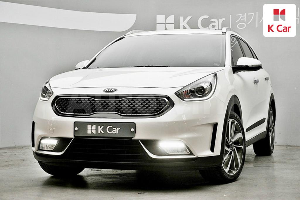 KNACB81CGHA024649 2017 KIA NIRO PRESTIGE-0