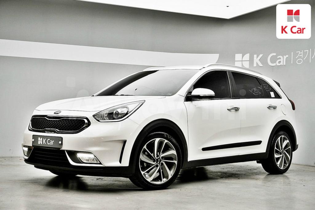 KNACB81CGHA024649 2017 KIA NIRO PRESTIGE-4