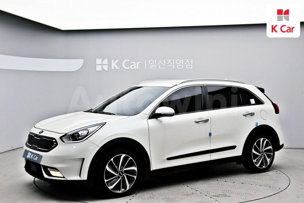 KNACB81CGHA004528 2017 KIA NIRO PRESTIGE-1
