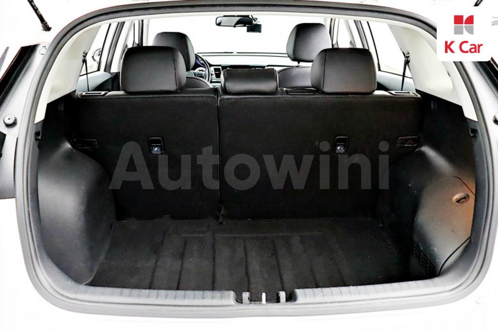 2017 KIA NIRO PRESTIGE - 18