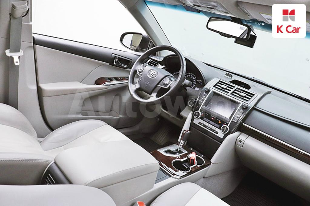 2012 TOYOTA  CAMRY 2.5 XLE - 9