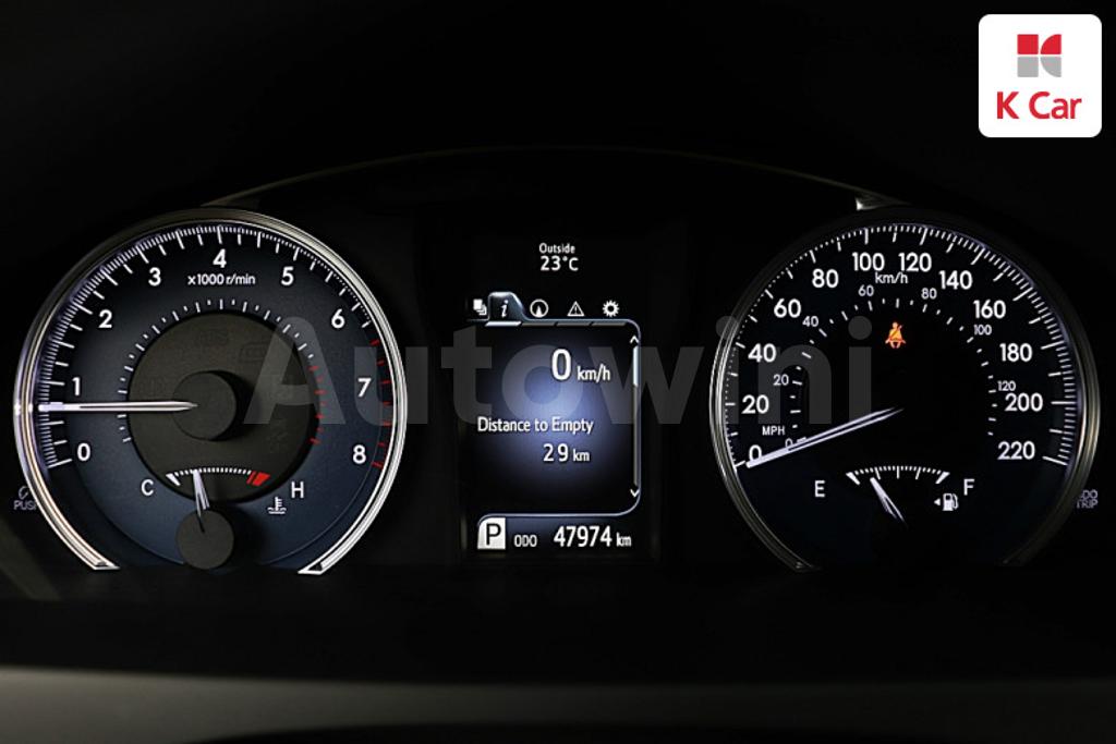 2016 TOYOTA  CAMRY 2.5 XLE - 9