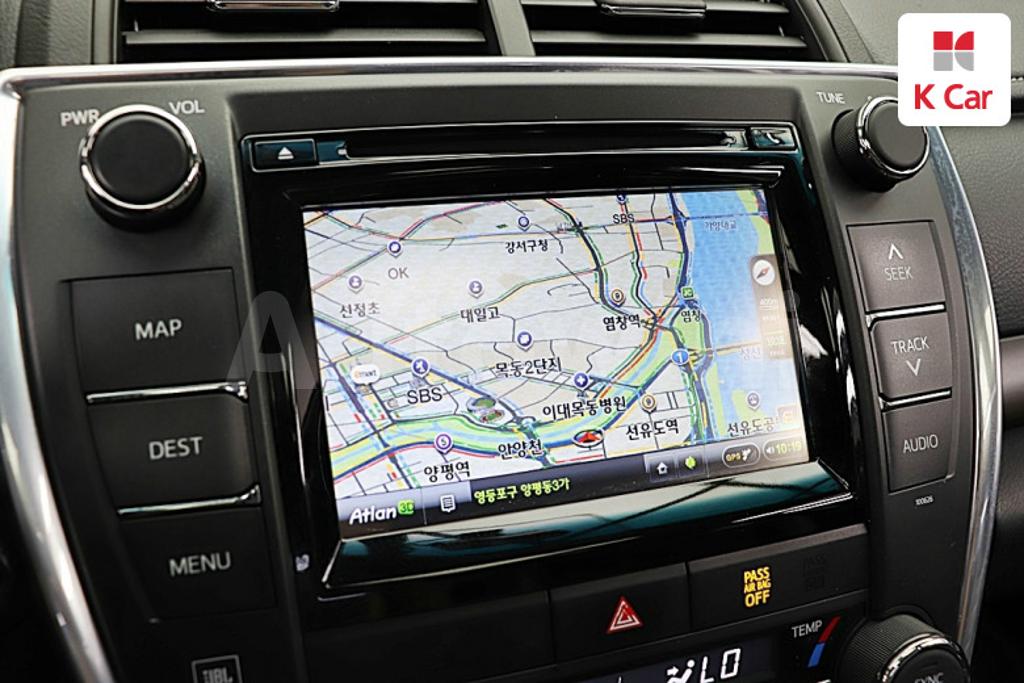 2016 TOYOTA  CAMRY 2.5 XLE - 12