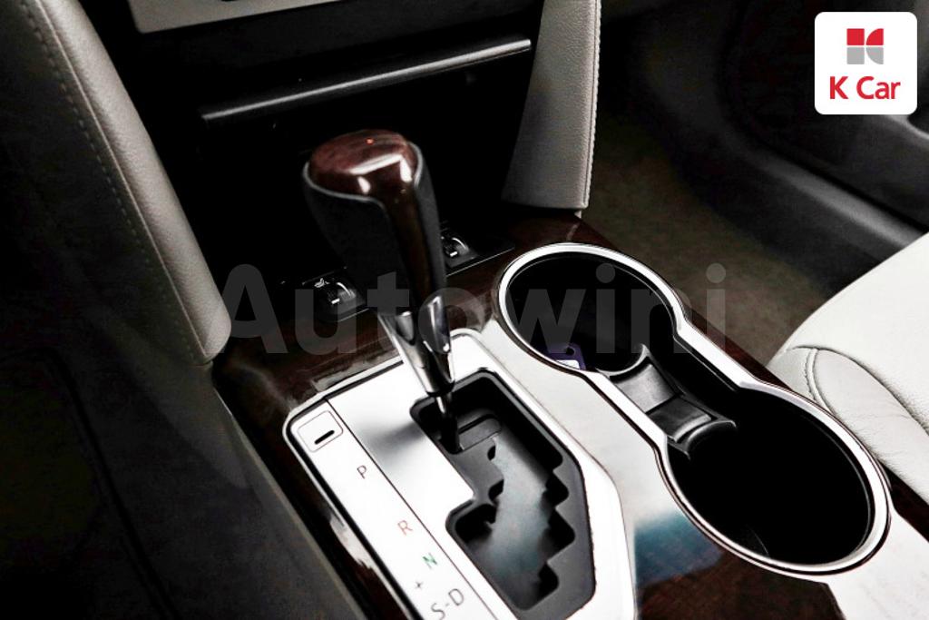 2013 TOYOTA  CAMRY 2.5 XLE - 9