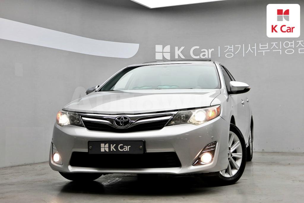 2013 TOYOTA  CAMRY 2.5 XLE - 20
