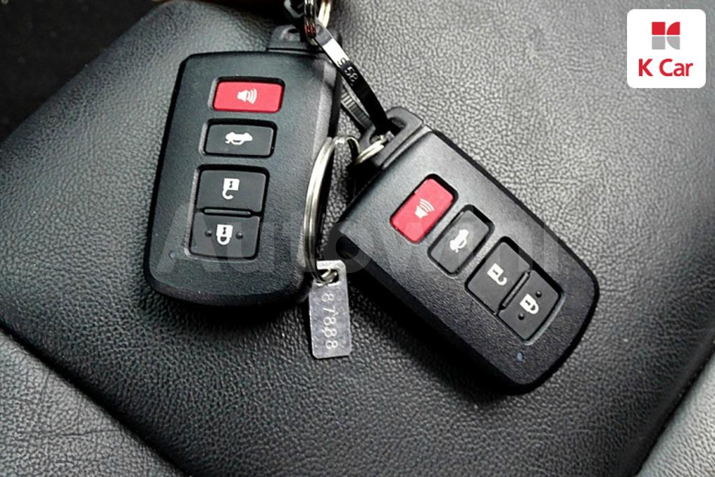 2015 TOYOTA  CAMRY 2.5 XLE - 12