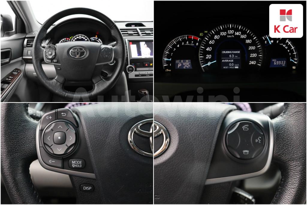 2012 TOYOTA  CAMRY 2.5 XLE - 8