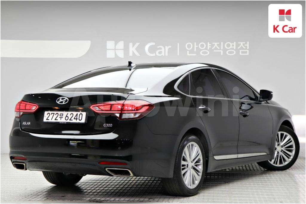 KMHFM411BFA001418 2015 HYUNDAI ASLAN G300 MORDERN-1