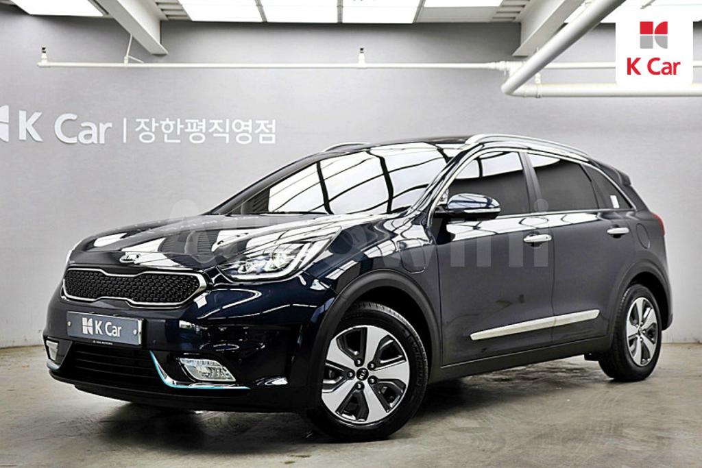 KNACC81DGJA215473 2018 KIA NIRO NOBLESSE-0