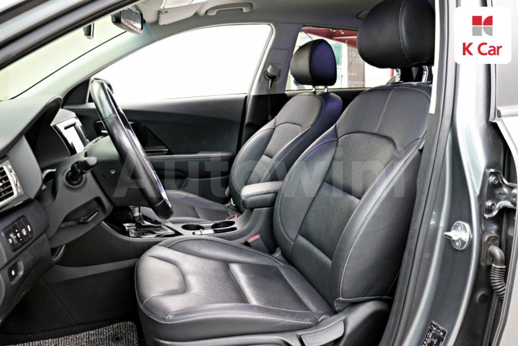 2018 KIA NIRO PRESTIGE - 15