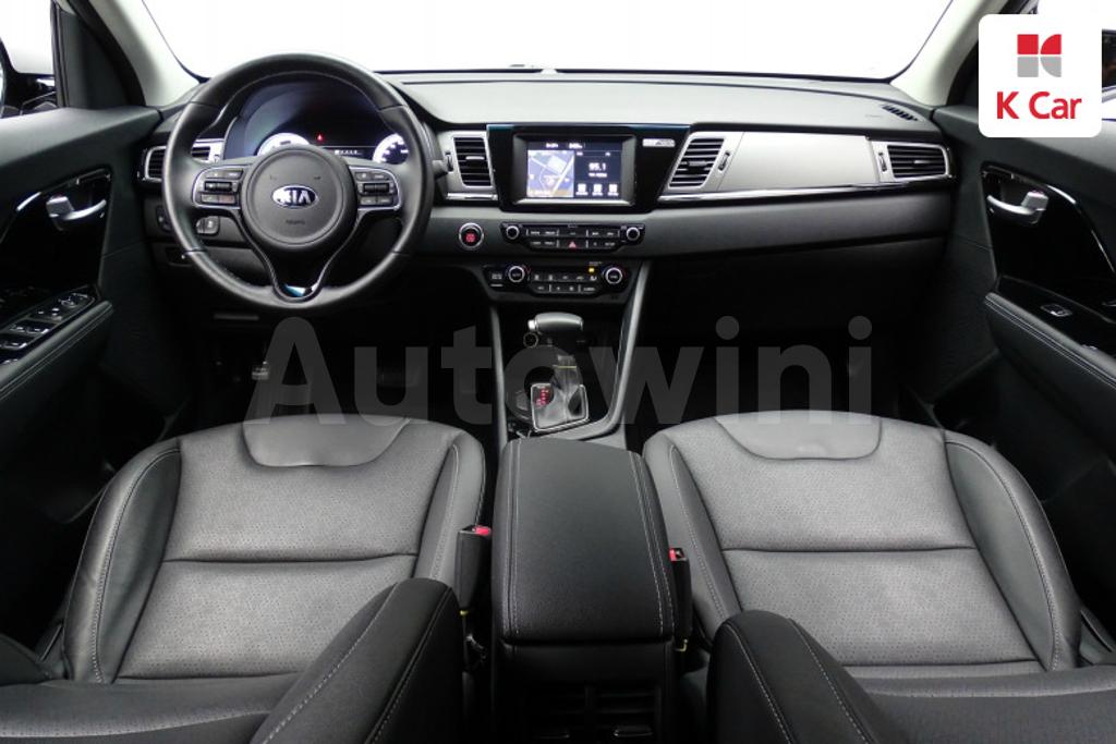 KNACB81CGJA212200 2018 KIA NIRO PRESTIGE-5