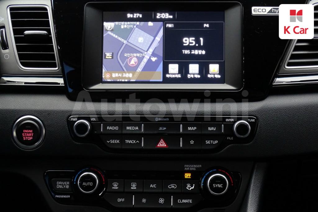 2018 KIA NIRO PRESTIGE - 7