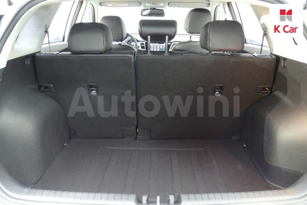 2018 KIA NIRO PRESTIGE - 19