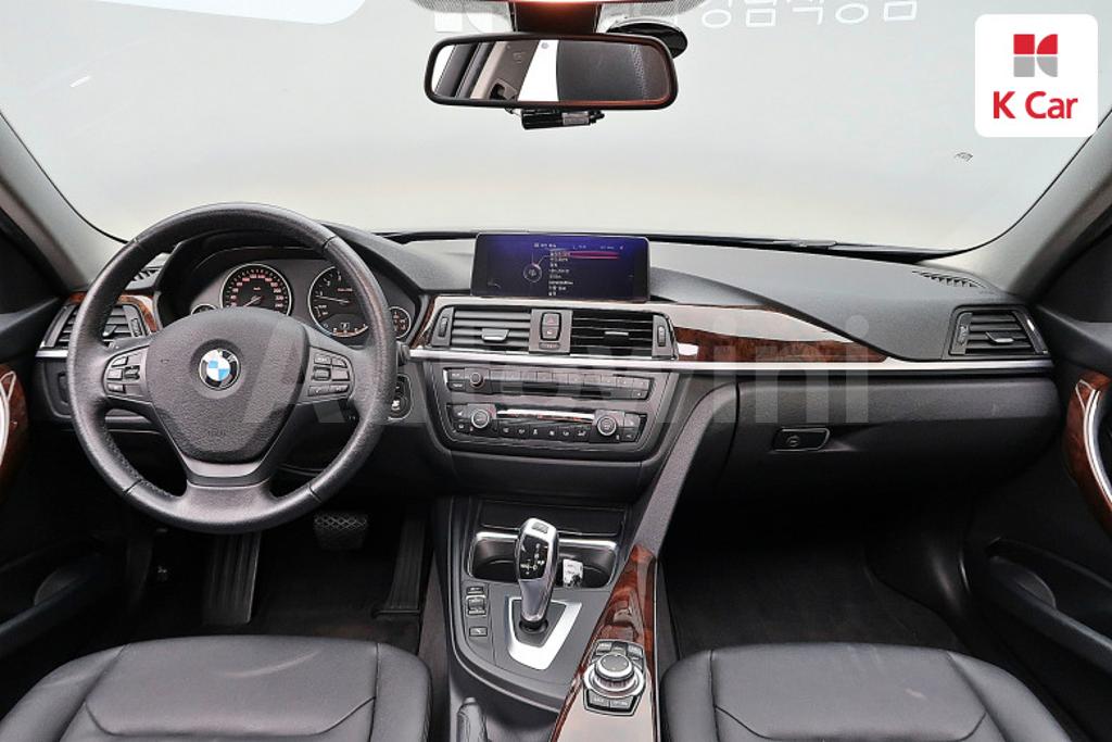 2013 BMW 3 SERIES F30  320I - 8