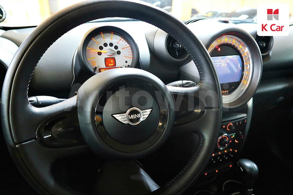2012 MINI COOPER COUNTRYMAN D SE - 11