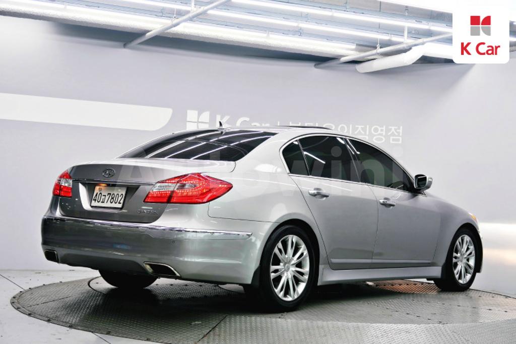 KMHGC4DDXCU182664 2012 HYUNDAI GENESIS-3