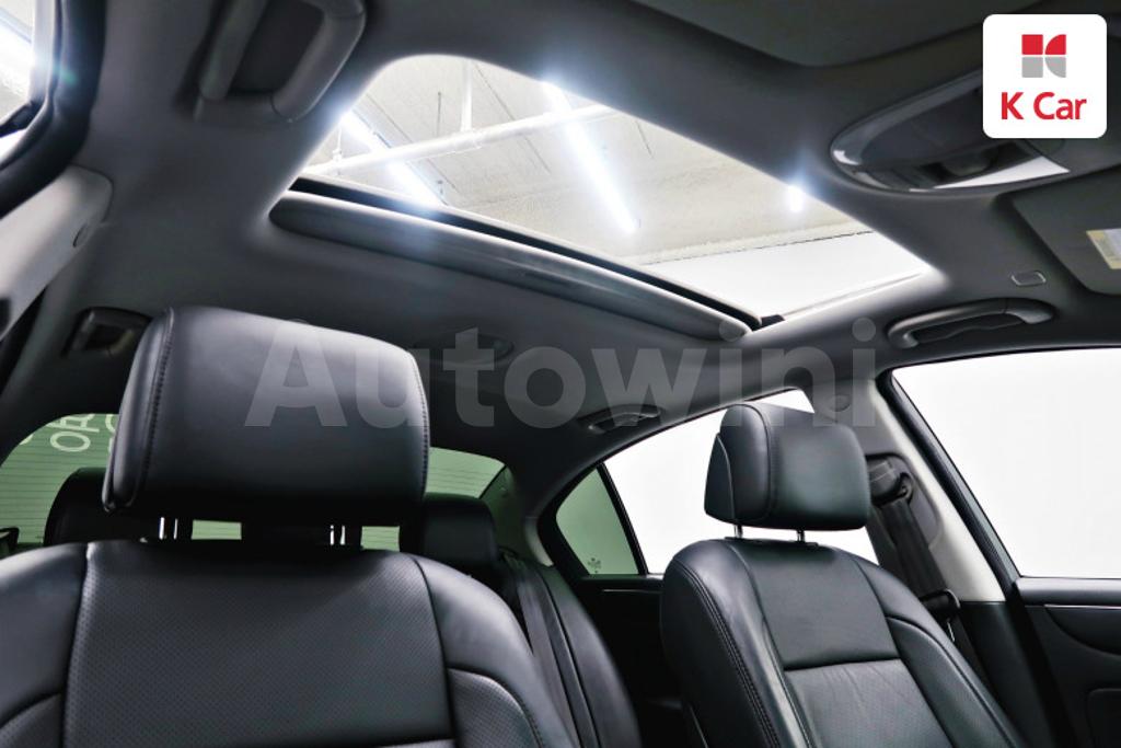 2012 HYUNDAI GENESIS - 12