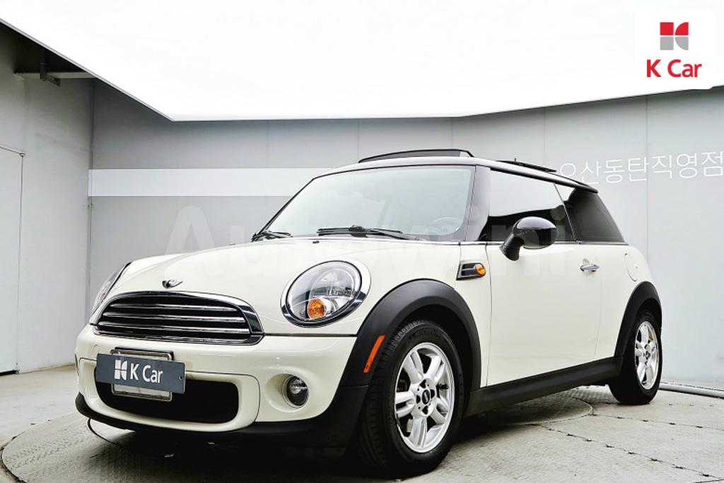 WMWSU3C58BT091443 2011 MINI COOPER BASIC-0