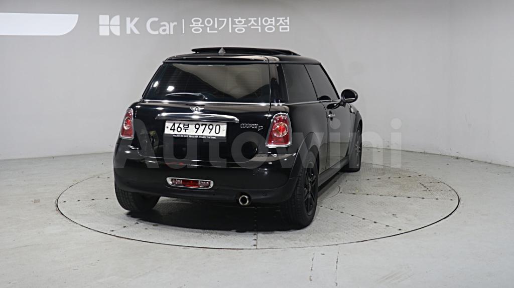 2012 MINI COOPER D - 10