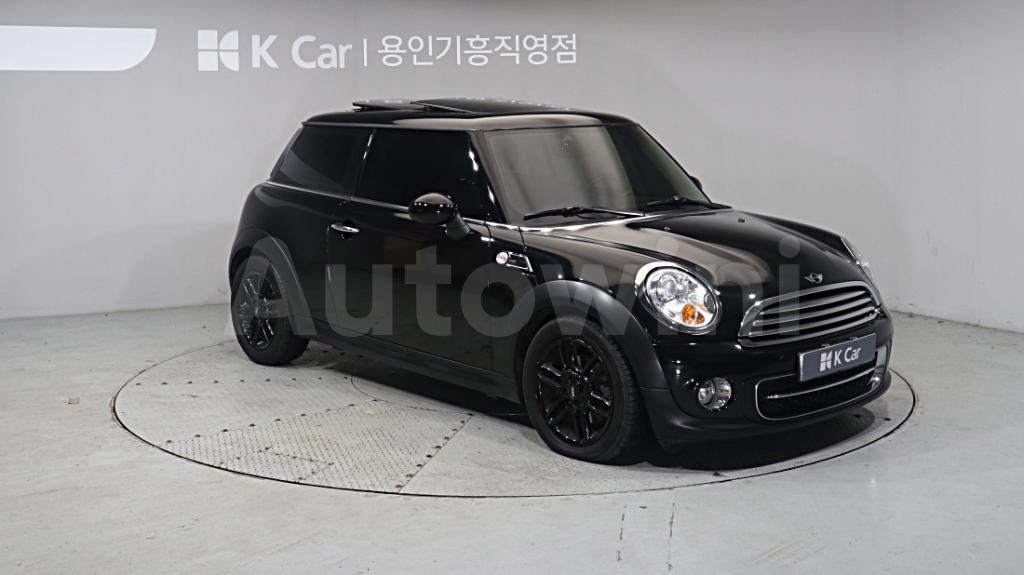 2012 MINI COOPER D - 12