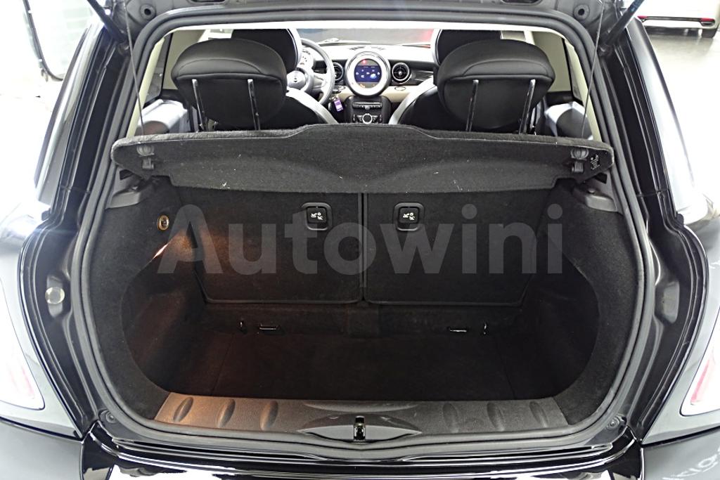 2012 MINI COOPER D - 16