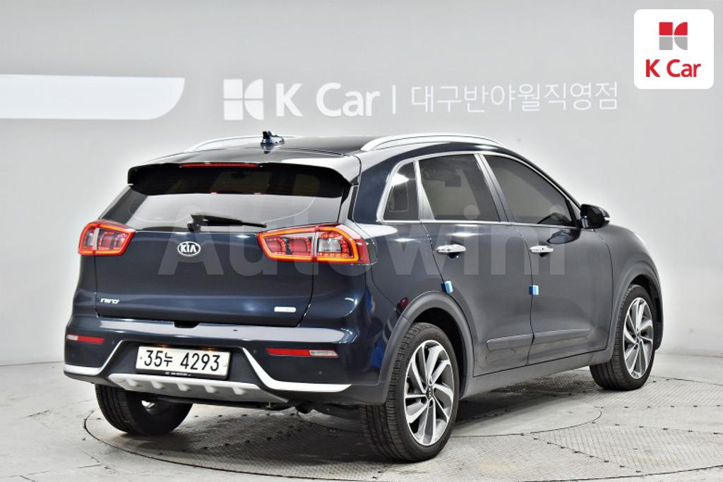 KNACB81CGHA038613 2017 KIA NIRO PRESTIGE-1