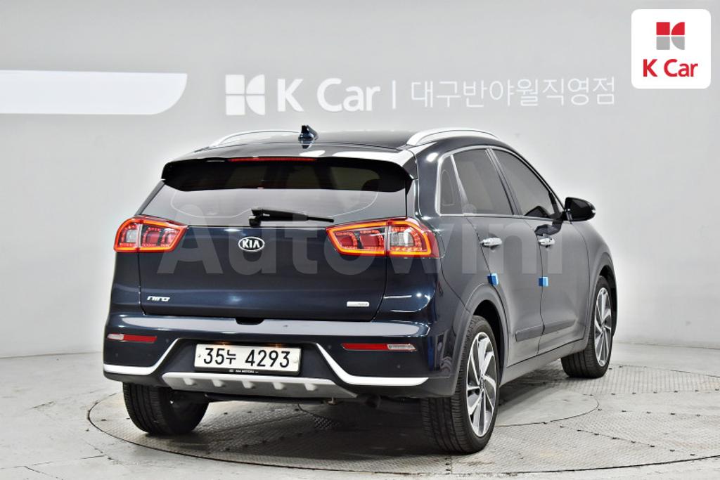 KNACB81CGHA038613 2017 KIA NIRO PRESTIGE-3