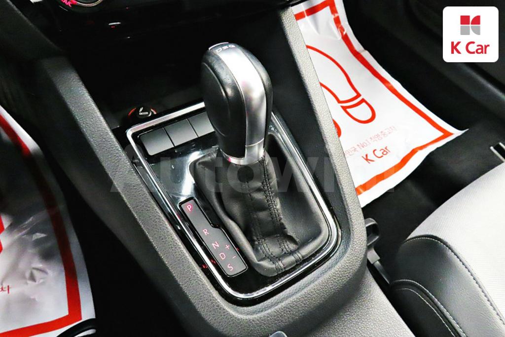 2015 VOLKSWAGEN  JETTA 2.0 TDI BLUE-MOTION - 13