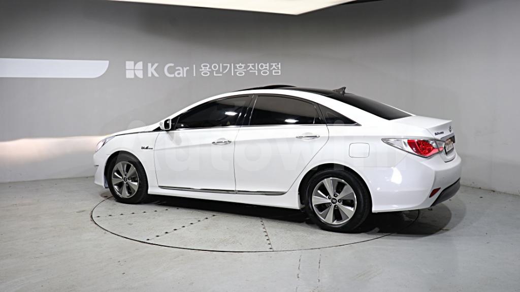 KMHEC415BCA019094 2012 HYUNDAI SONATA HYBRID 2.0-5