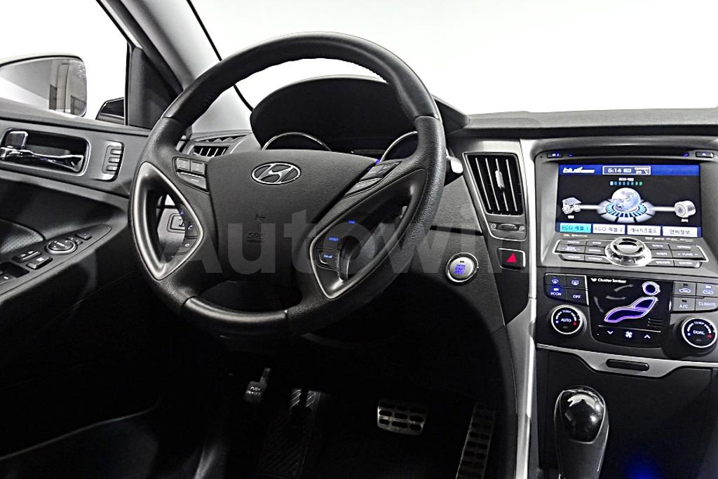 2012 HYUNDAI SONATA HYBRID 2.0 - 31