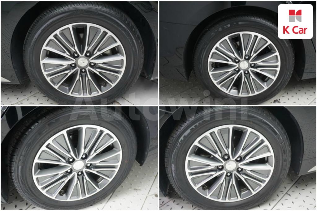 KMHF2413BJA000774 2018 HYUNDAI GRANDEUR IG HYBRID AZERA EXCLUSIVE-4