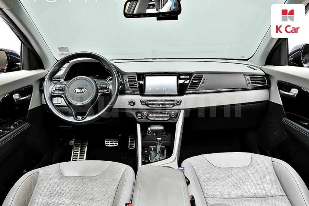 2017 KIA NIRO NOBLESSE - 11