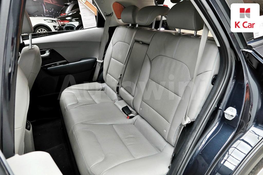 2017 KIA NIRO NOBLESSE - 13
