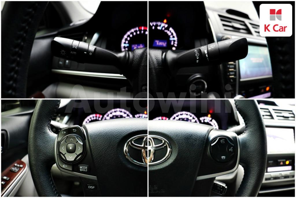 2013 TOYOTA  CAMRY 2.5 XLE - 8
