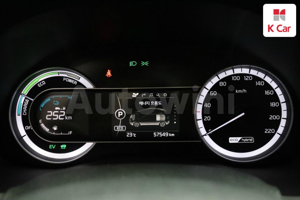 2018 KIA NIRO PRESTIGE - 7