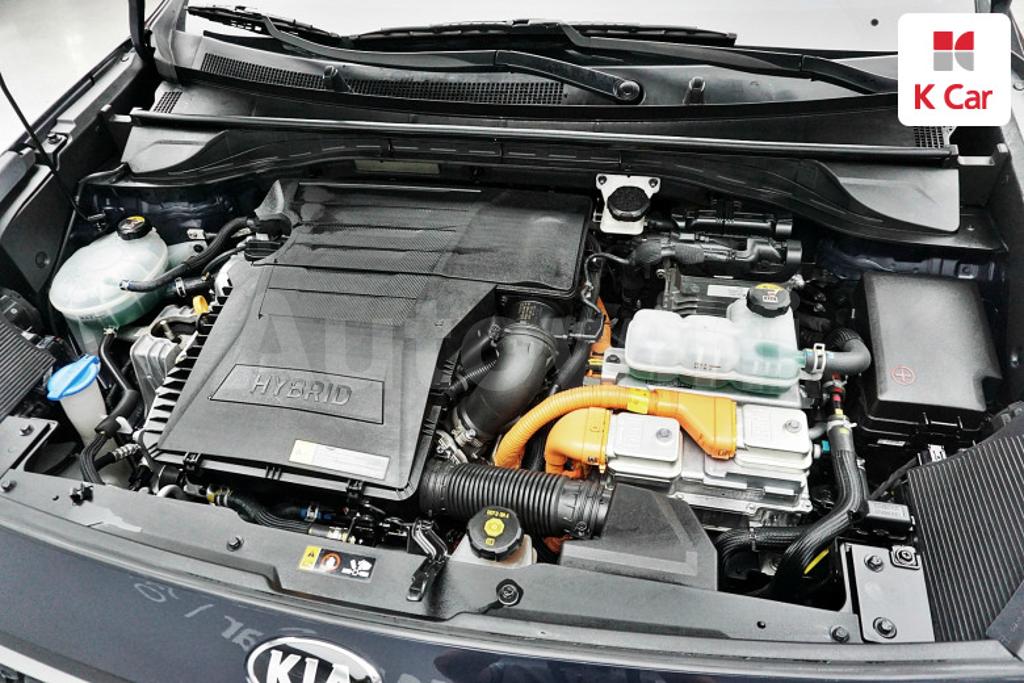 2018 KIA NIRO PRESTIGE - 11