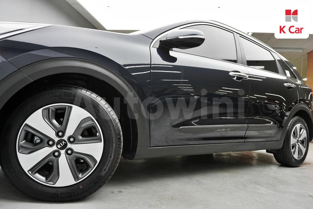2018 KIA NIRO PRESTIGE - 14
