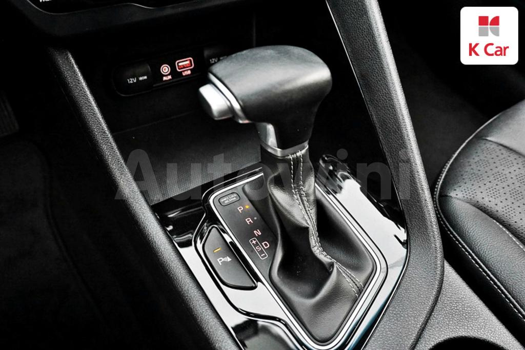 2018 KIA NIRO PRESTIGE - 20