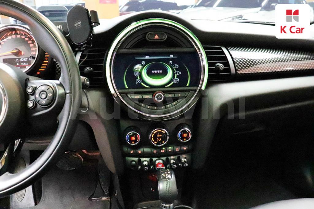 2016 MINI COOPER SD BASIC - 10