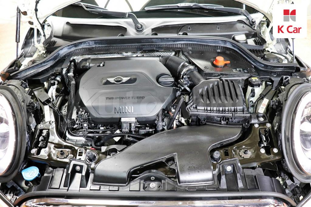 2016 MINI COOPER SD BASIC - 18