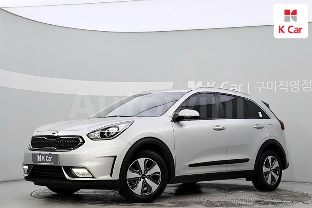 KNACB81CGJA212202 2018 KIA NIRO PRESTIGE-0