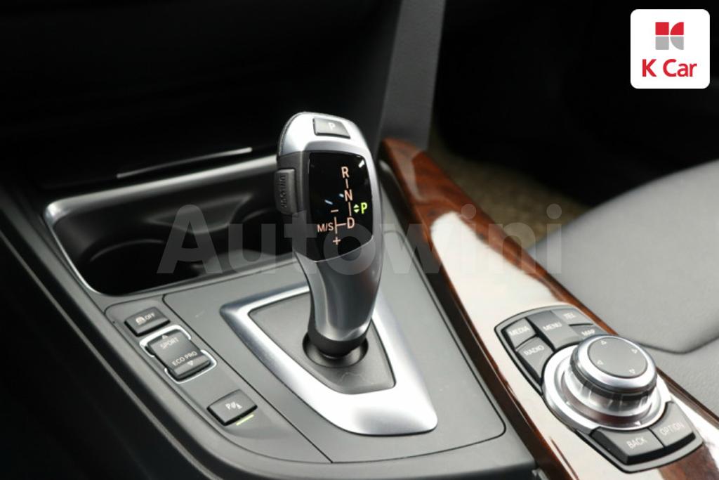 2012 BMW 3 SERIES F30  320I - 10