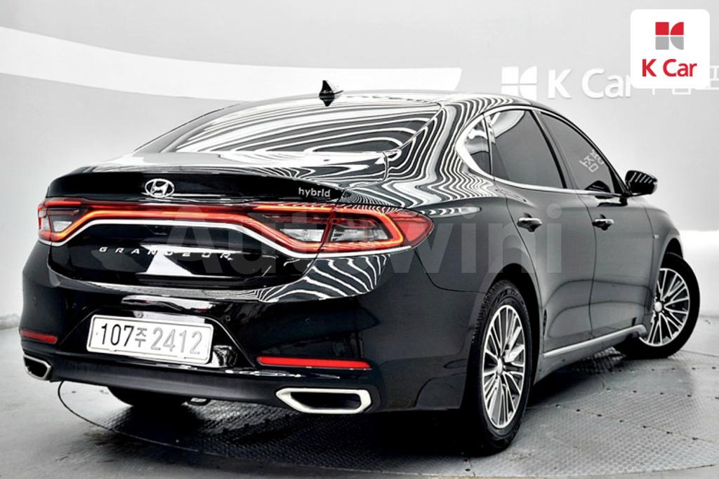 KMHF2413BJA008376 2018 HYUNDAI GRANDEUR IG HYBRID AZERA EXCLUSIVE-1