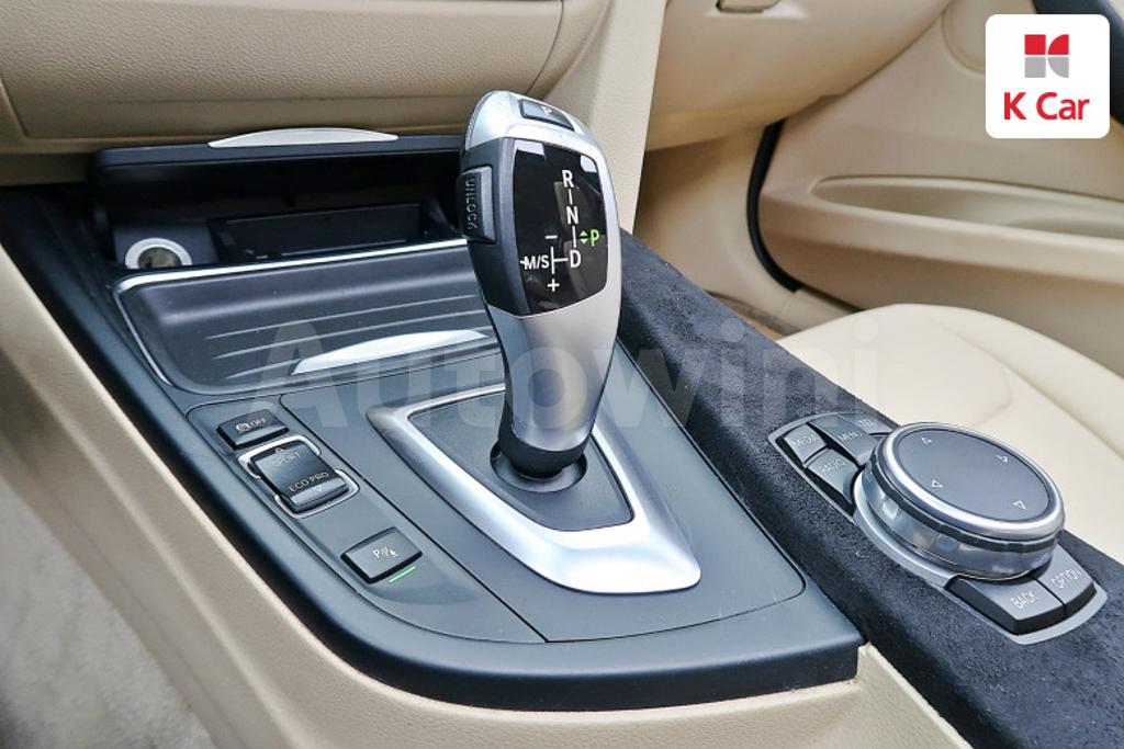 2015 BMW 3 SERIES F30  320D - 8